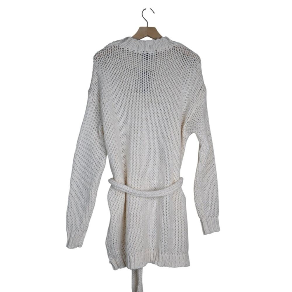Pretty Little Thing Women's S Loosely Woven Belted Cream Sweater Oversized NEW - Picture 2 of 9